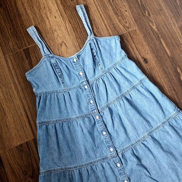 💙 Levi's Denim Jean Tiered Dress Size L 100% Cotton Western Coastal Cowgirl Cou - Picture 2 of 8